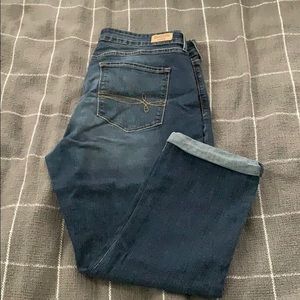 Denizen Cropped Capris! Mid-rise Sz 18